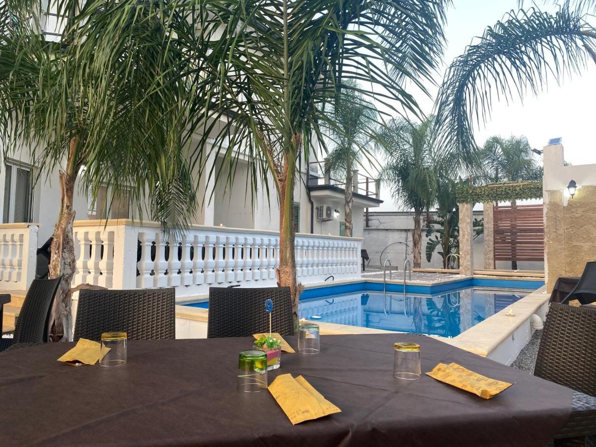 Corte Vena Bed & Breakfast Bianco Bagian luar foto
